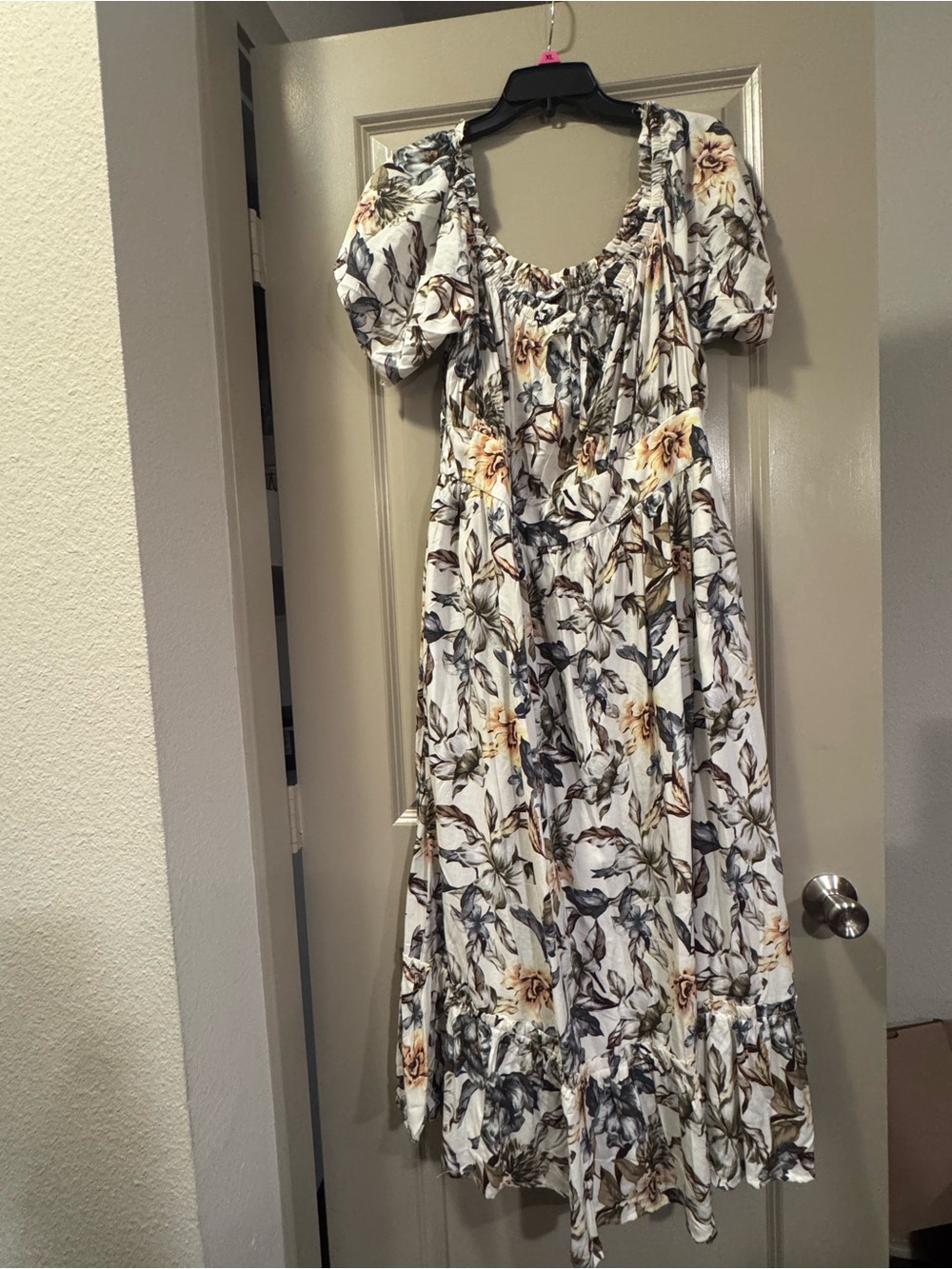 torrid Cream Floral Maxi Dress with Puff Sleeves